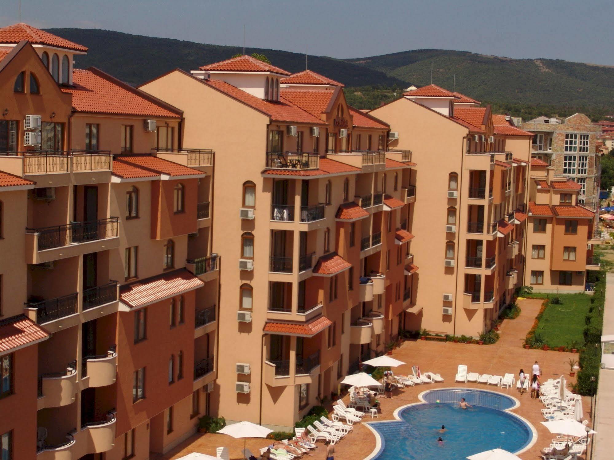 Apart Hotel Kasandra ซันนีบีช ภายนอก รูปภาพ