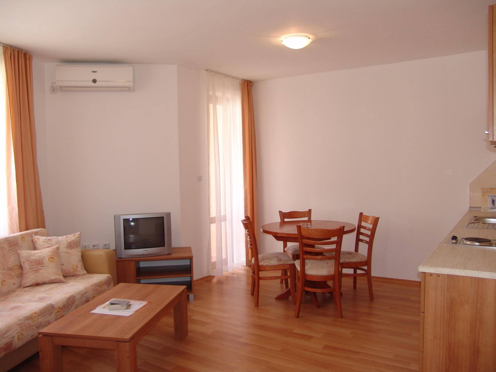 Apart Hotel Kasandra ซันนีบีช ภายนอก รูปภาพ