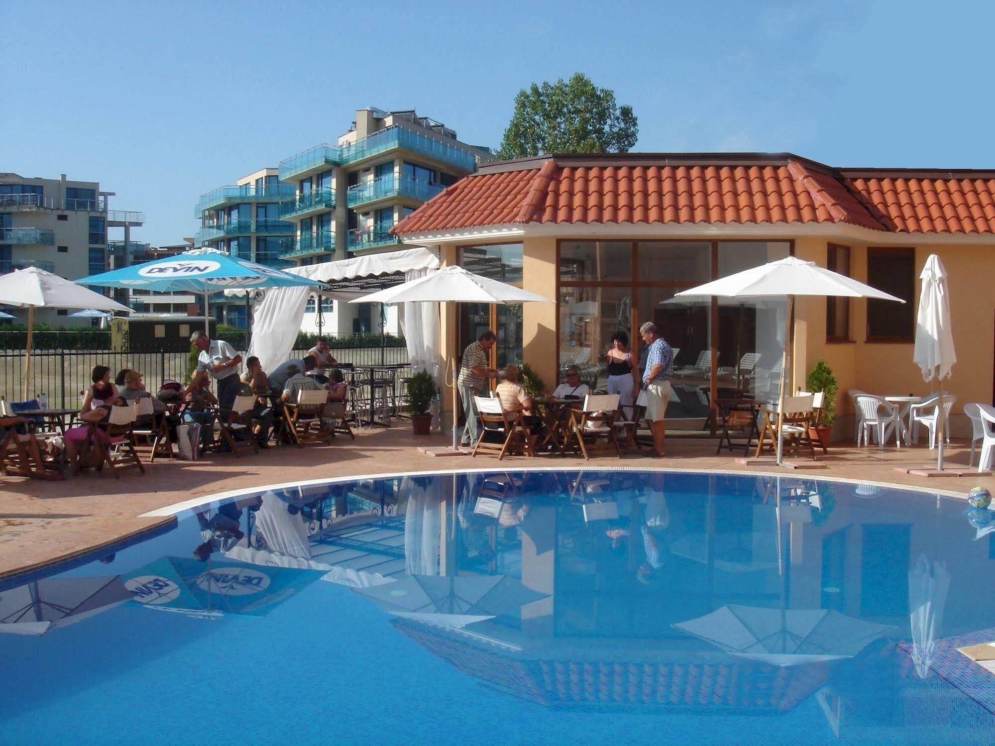 Apart Hotel Kasandra ซันนีบีช ภายนอก รูปภาพ