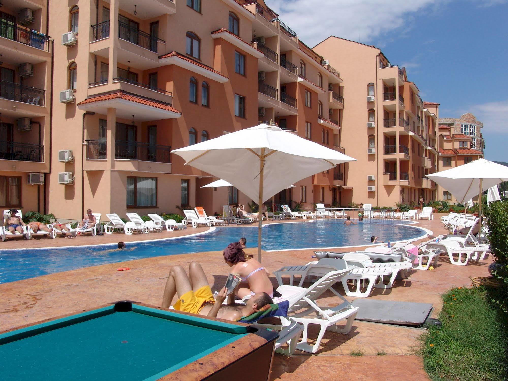 Apart Hotel Kasandra ซันนีบีช ภายนอก รูปภาพ